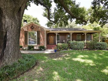 6561 Axton Lane, Dallas, TX 75214