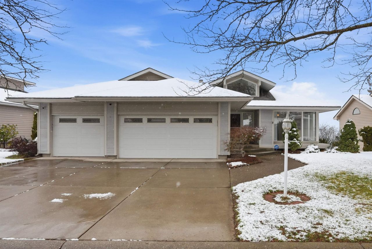 6407 N Park View Ln primary photo