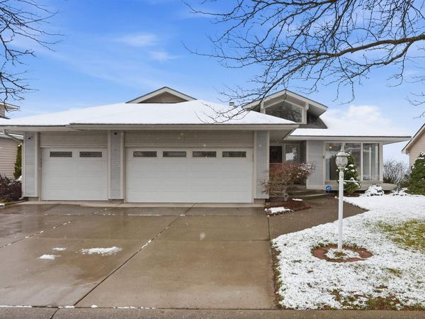 6407 N Park View Ln, Spokane, WA 99205