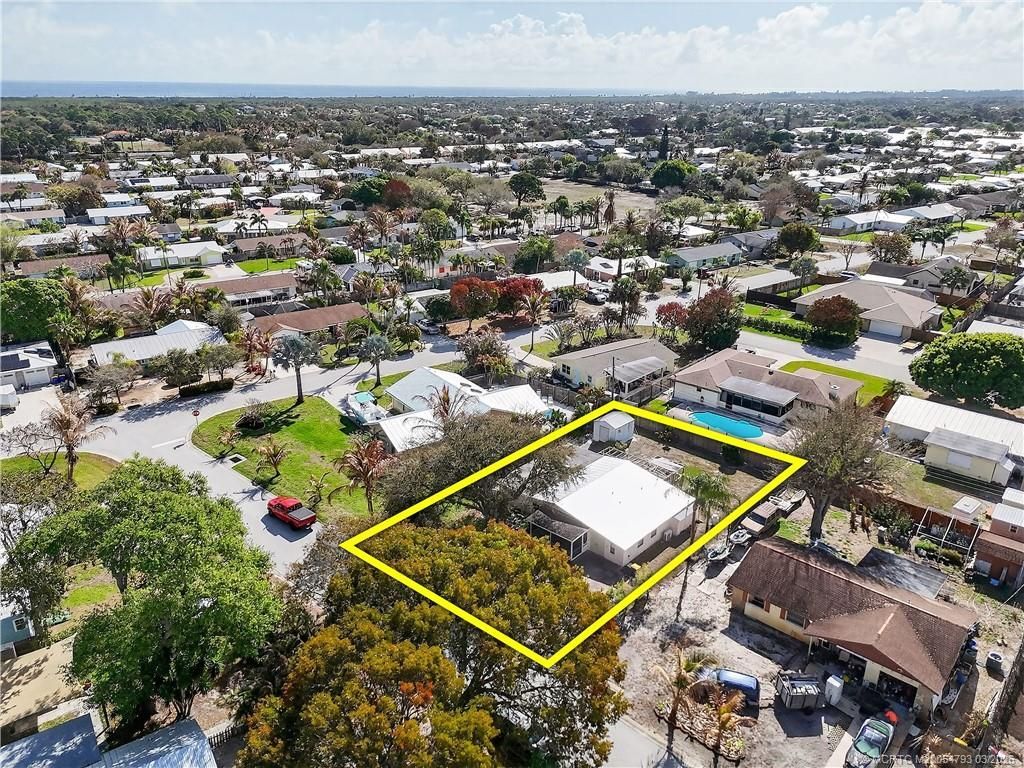 7408 SE Bruce Terrace, Hobe Sound, FL 33455 Photo