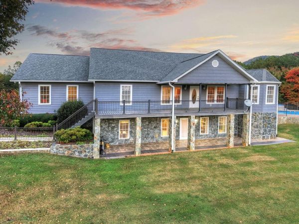 334 Belaire Drive, Copperhill, TN 37317