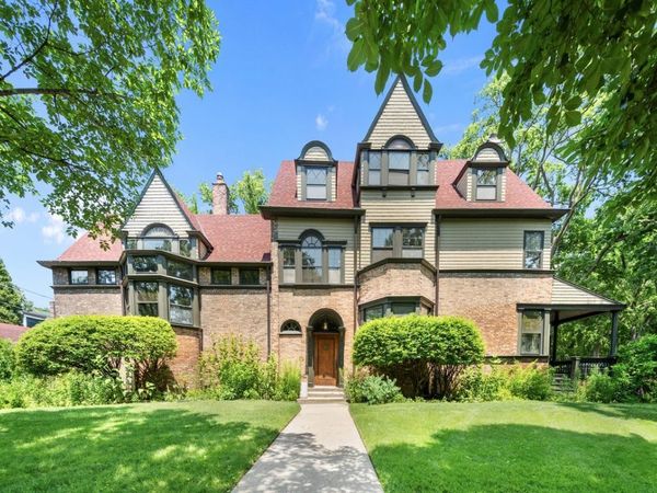 225 Hamilton Street , Evanston, IL 60202