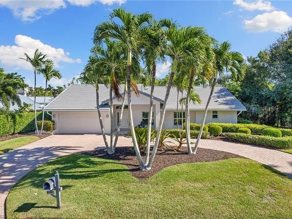 3720 Parkview WAY , NAPLES, FL 34103