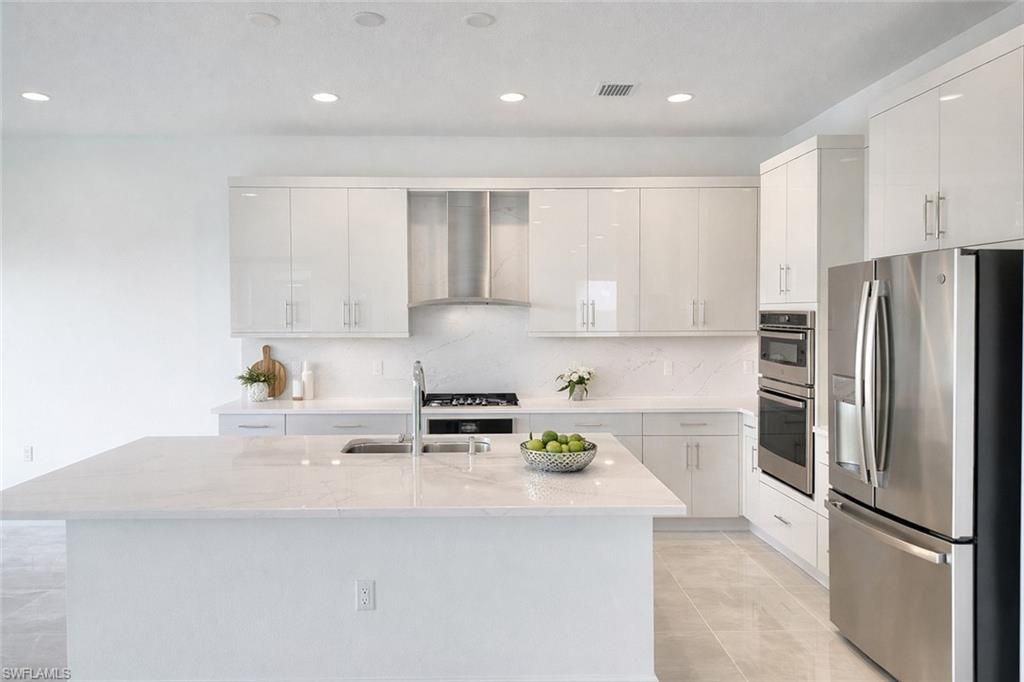 12770 Woodbury Dr, Estero, FL 33928 Photo