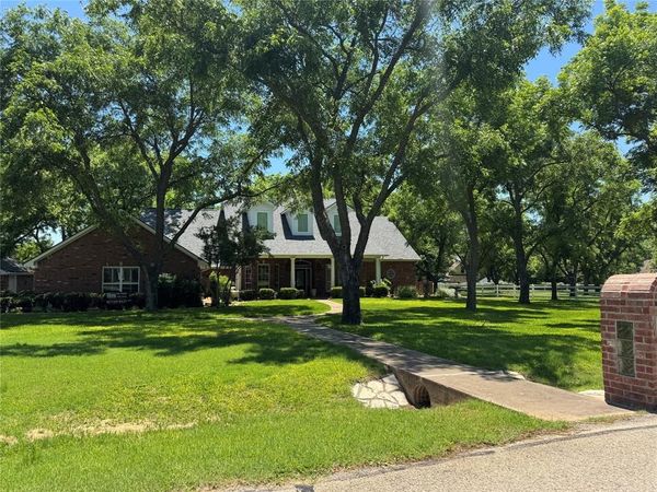 5615 Equestrian Court, Granbury, TX 76049
