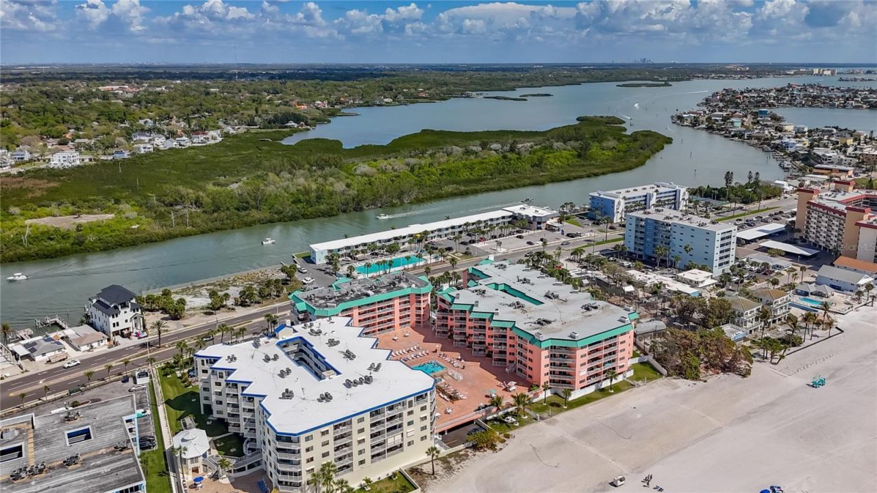 18400 Gulf Boulevard, Unit 1312, Indian Shores, FL 33785 Photo