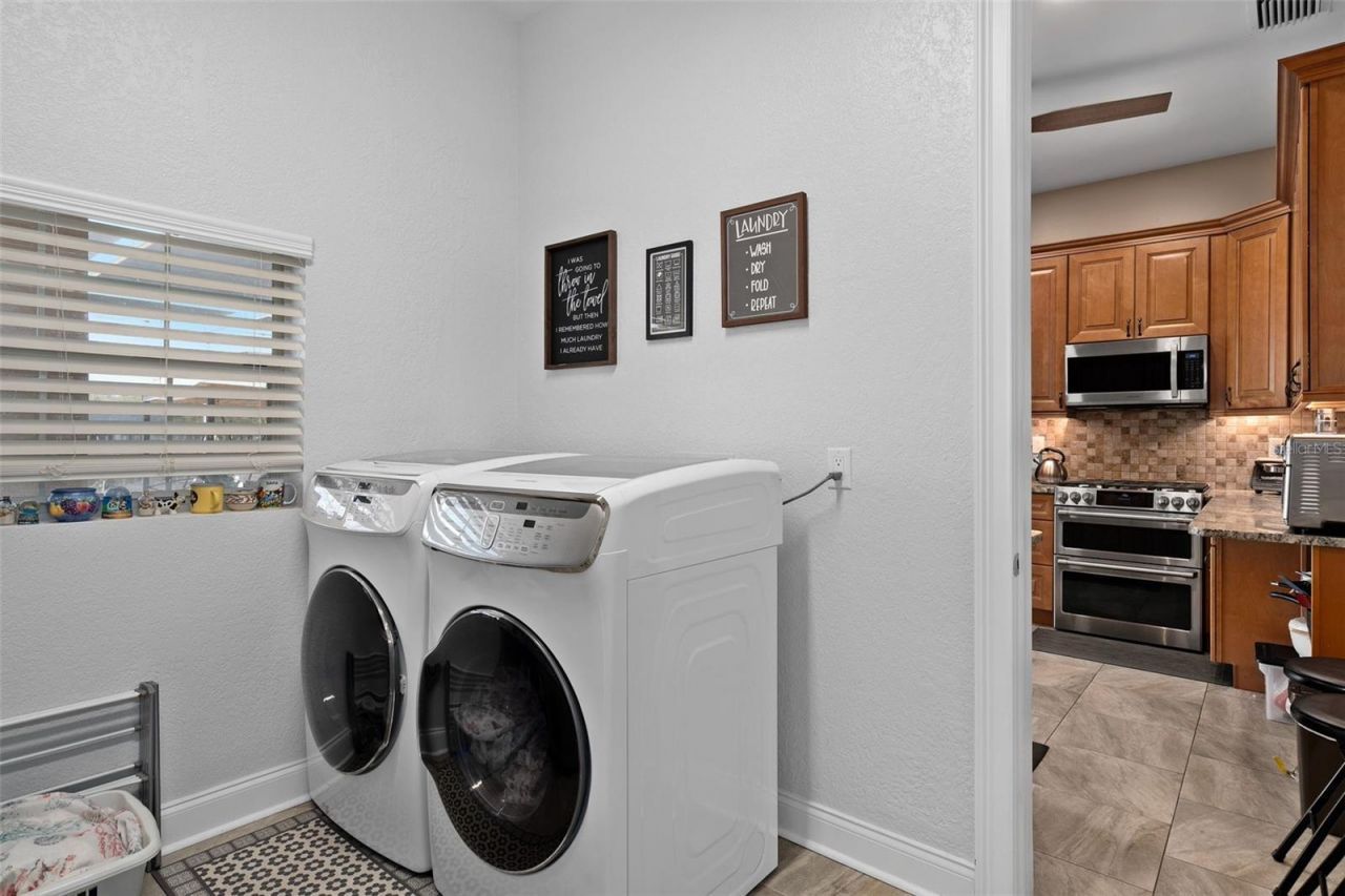 9057 Balmoral Mews Square, Windermere, FL 34786 Photo
