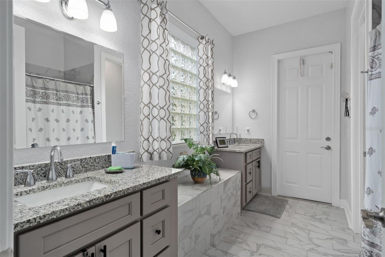 9057 Balmoral Mews Square, Windermere, FL 34786 Photo