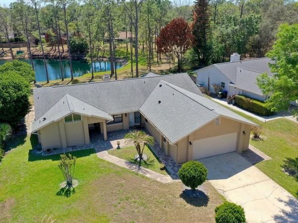 9056 WOODBREEZE BOULEVARD , WINDERMERE, FL 34786