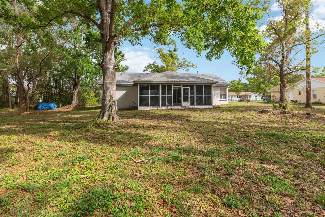 4524 28th Avenue Drive E, Bradenton, FL 34208 Photo