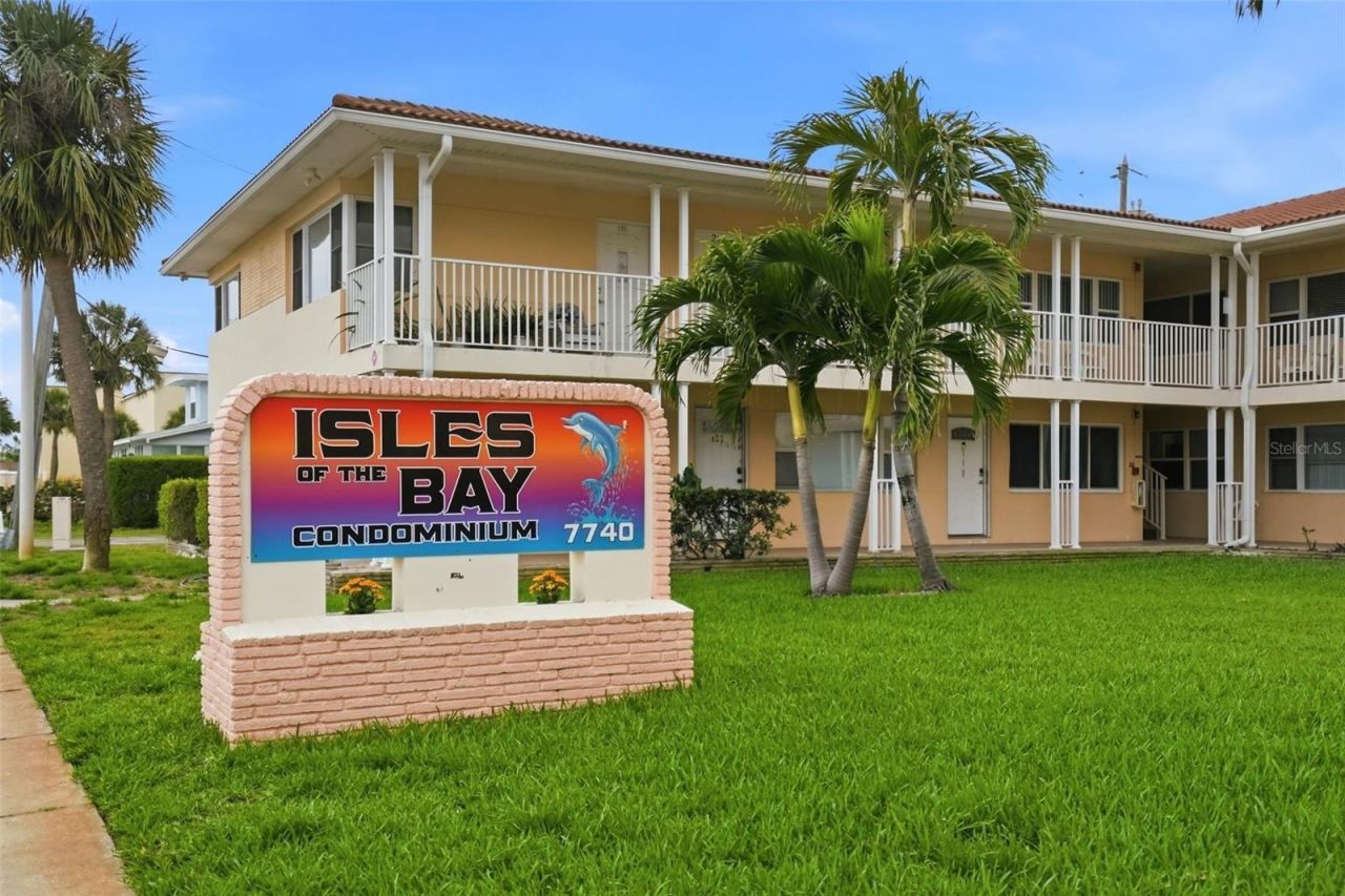 7740 Boca Ciega Drive, Unit 105, Saint Pete Beach, FL 33706 Photo