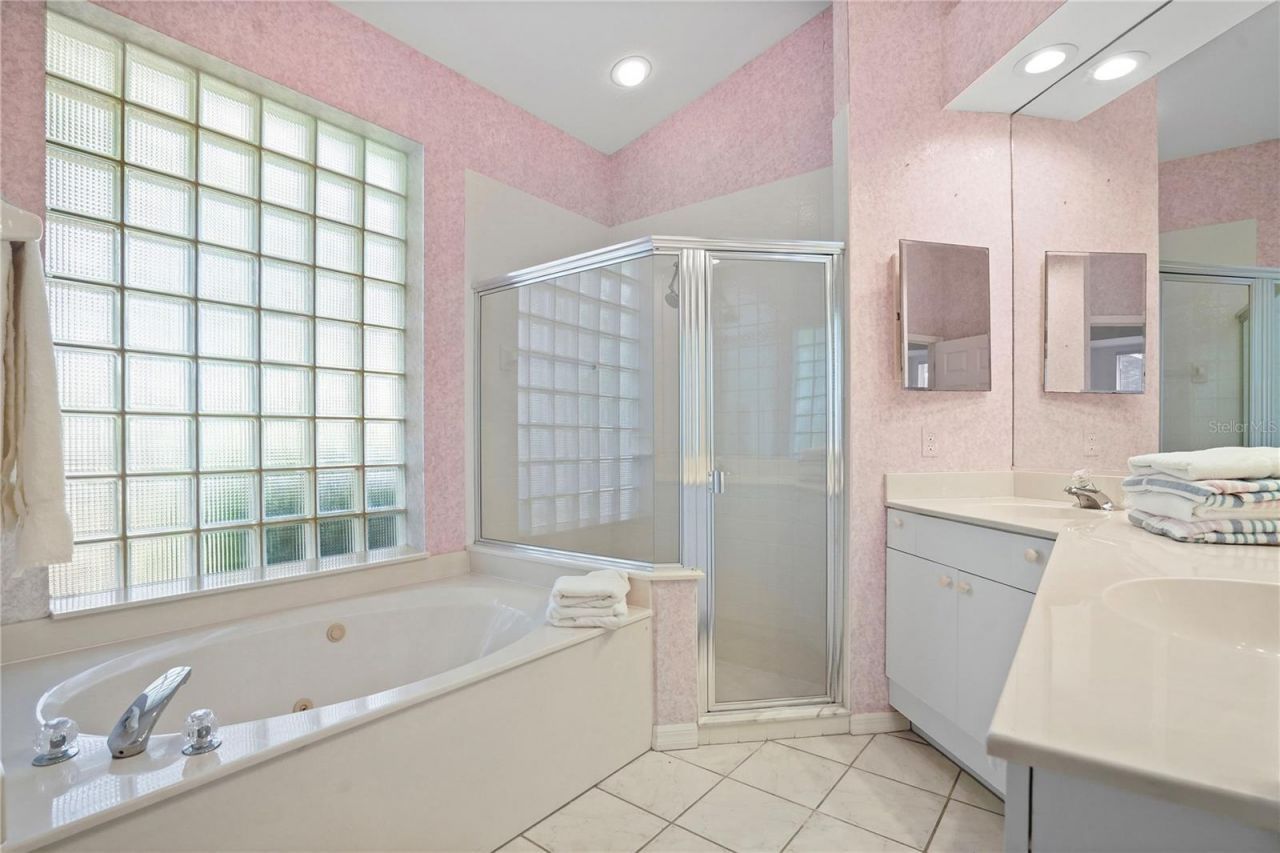 7909 Hampton Court, University Park, FL 34201 Photo