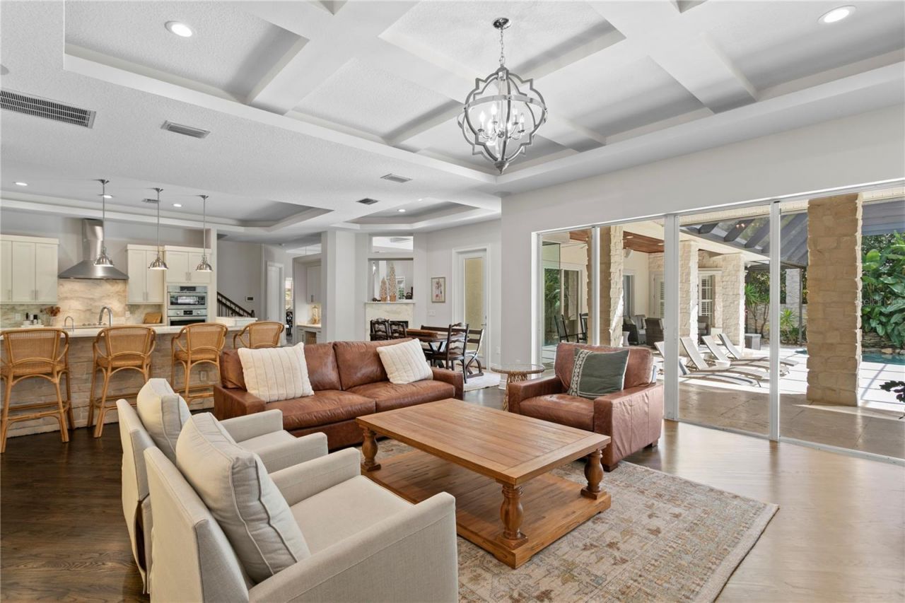 16204 Sierra De Avila, Tampa, FL 33613 Photo