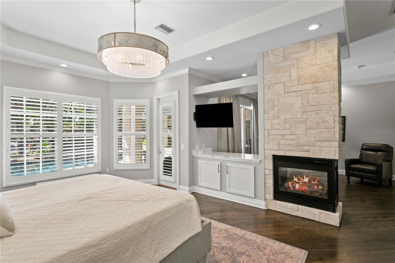 16204 Sierra De Avila, Tampa, FL 33613 Photo