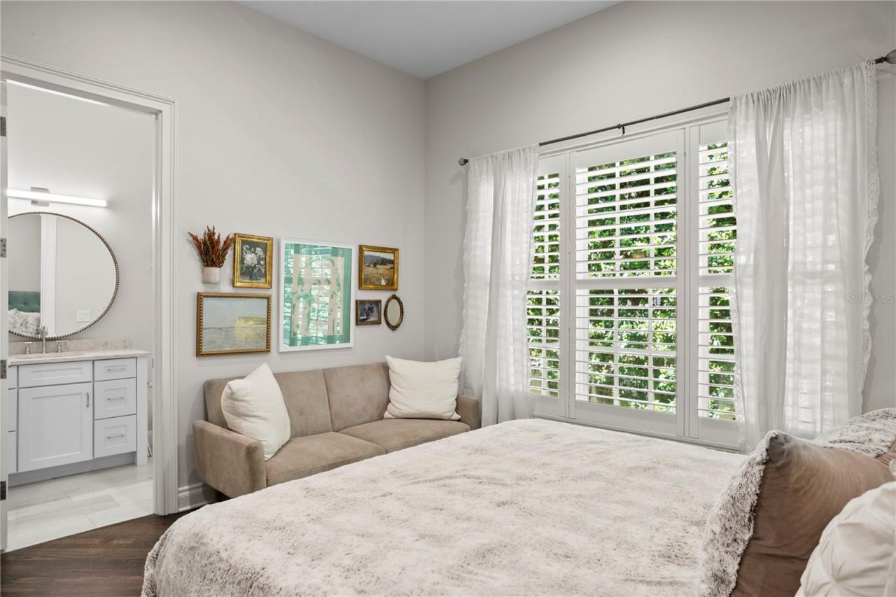 16204 Sierra De Avila, Tampa, FL 33613 Photo