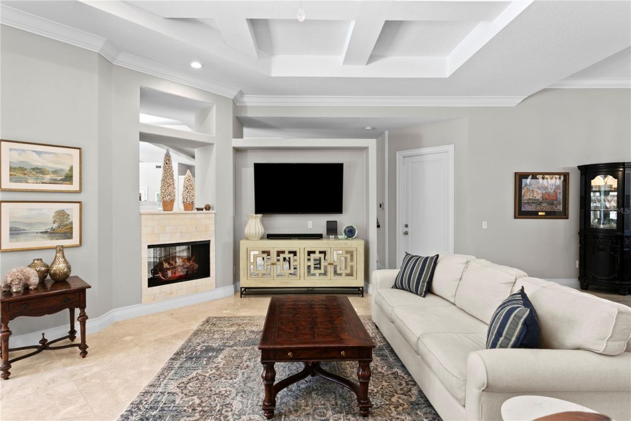 16204 Sierra De Avila, Tampa, FL 33613 Photo