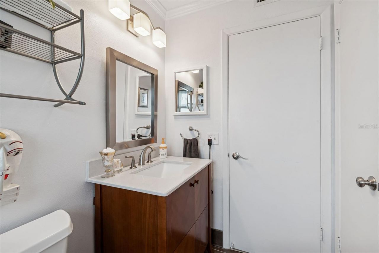 1338 Snell Isle Boulevard Ne, Unit 2, Saint Petersburg, FL 33704 Photo