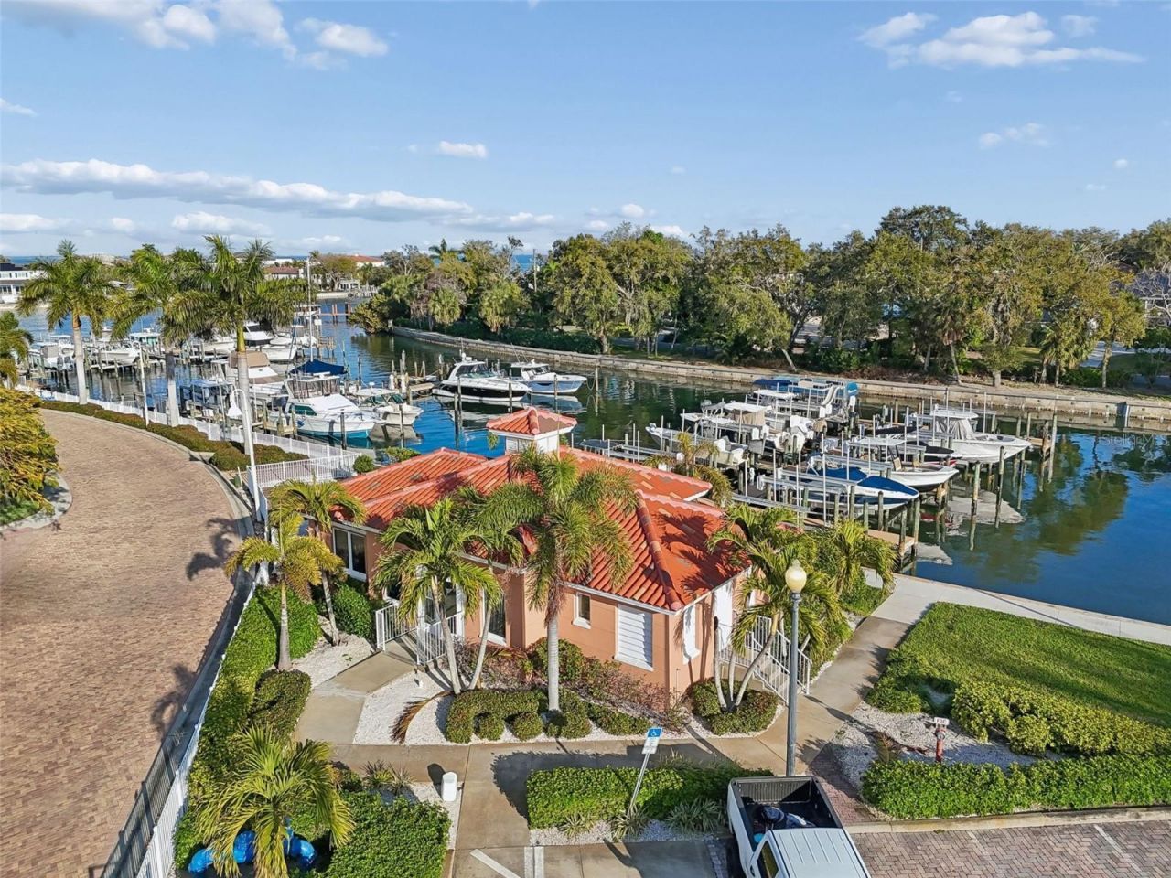 1338 Snell Isle Boulevard Ne, Unit 2, Saint Petersburg, FL 33704 Photo