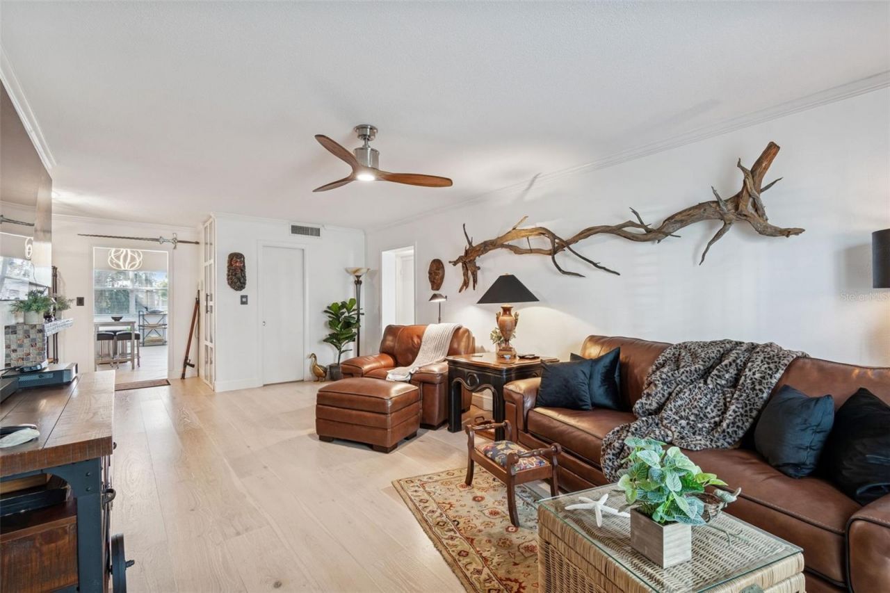 1338 Snell Isle Boulevard Ne, Unit 2, Saint Petersburg, FL 33704 Photo