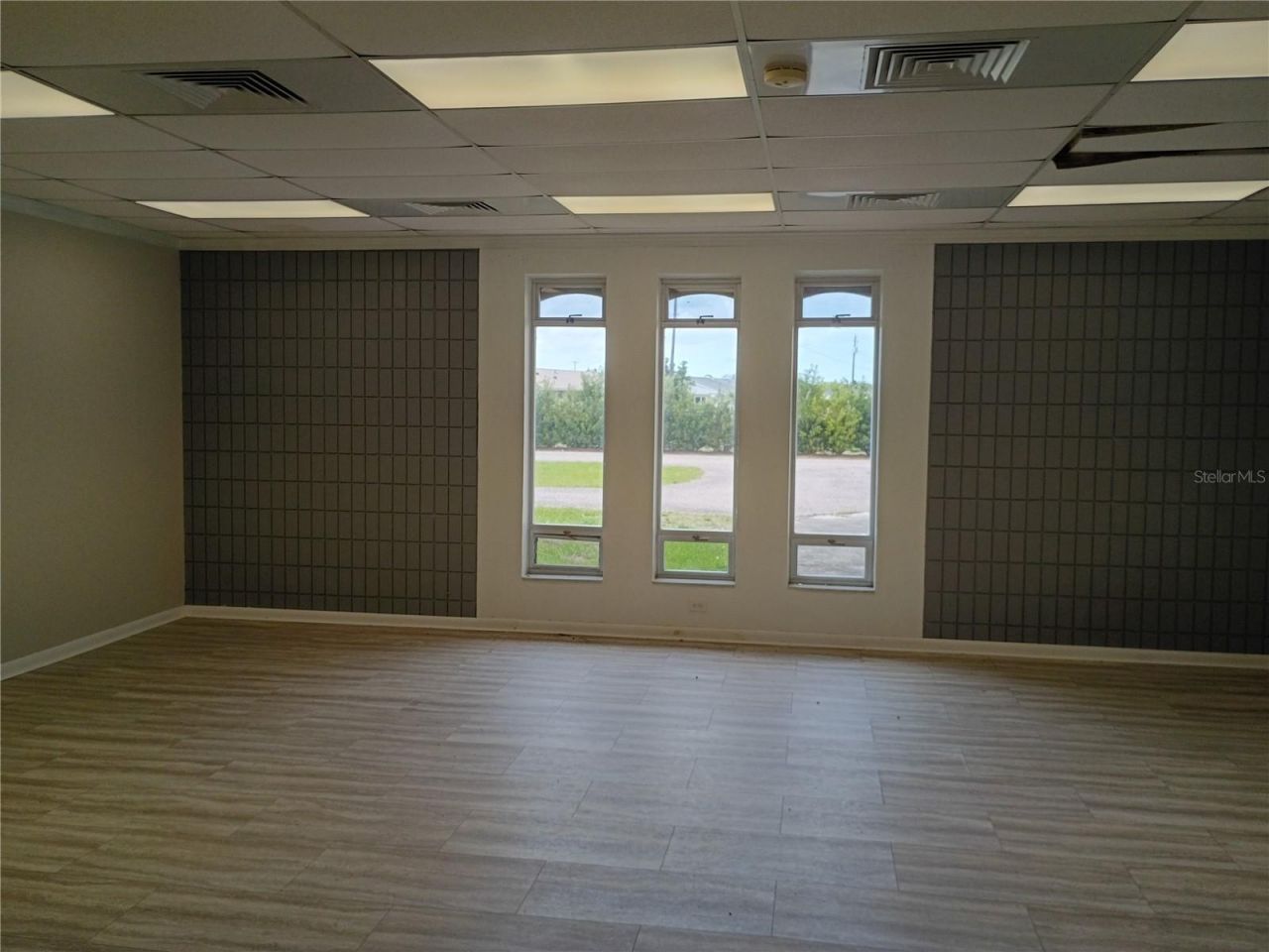 1501 La Jolla Avenue, Sun City Center, FL 33573 Photo