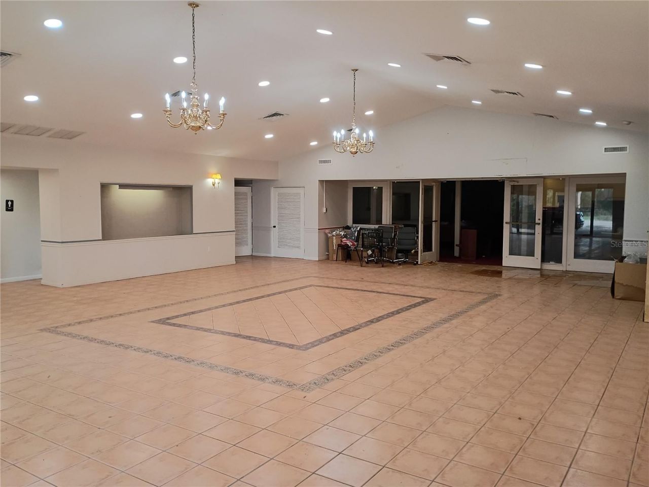 1501 La Jolla Avenue, Sun City Center, FL 33573 Photo