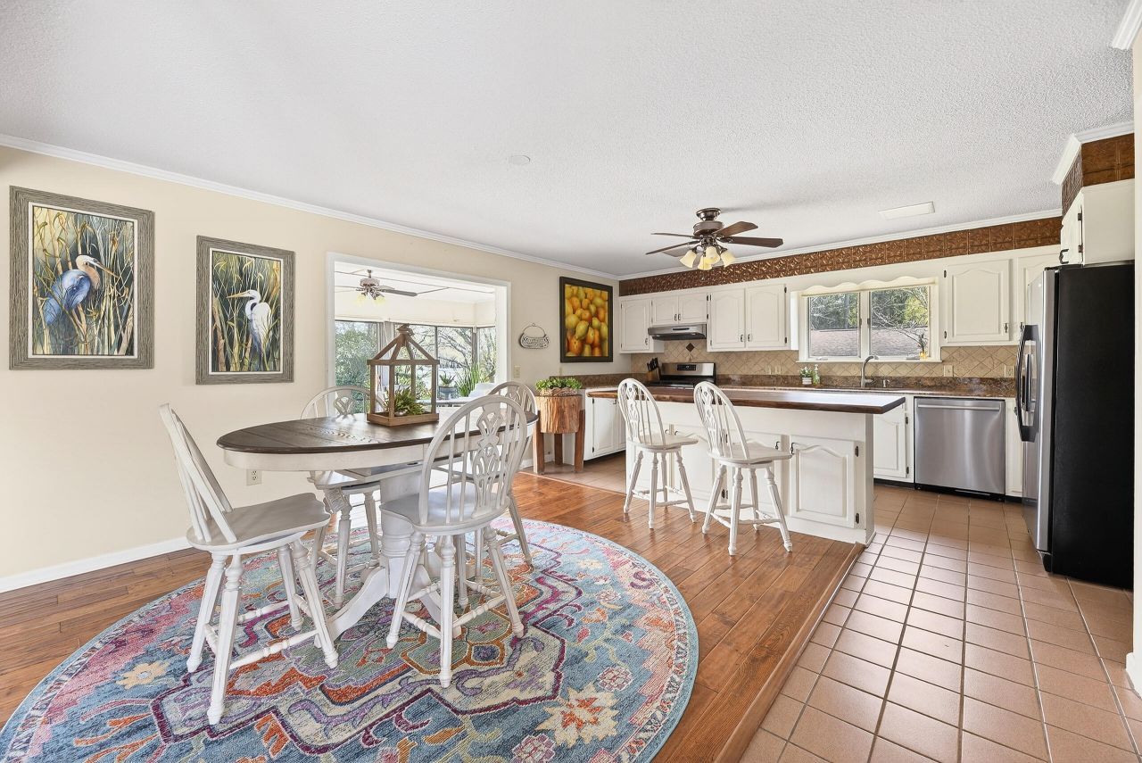 207 Cooper Drive Photo 13