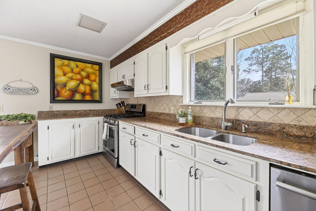 207 Cooper Drive Photo 16