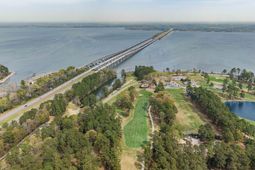 207 Cooper Drive photo 4