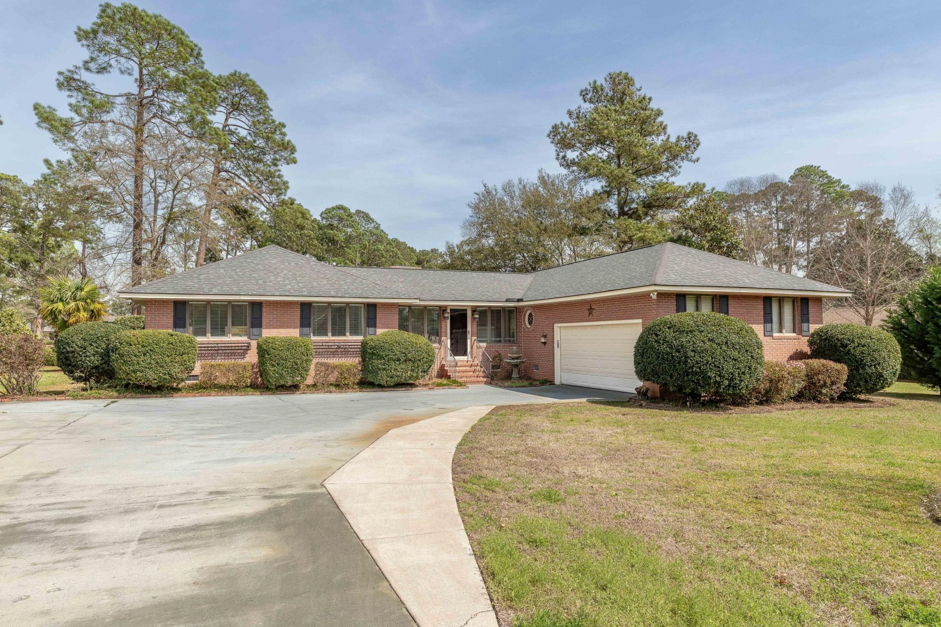 207 Cooper Drive Photo 4