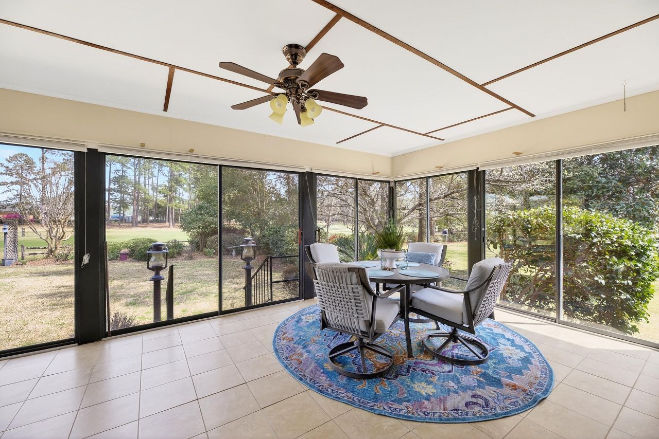 207 Cooper Drive Photo 5