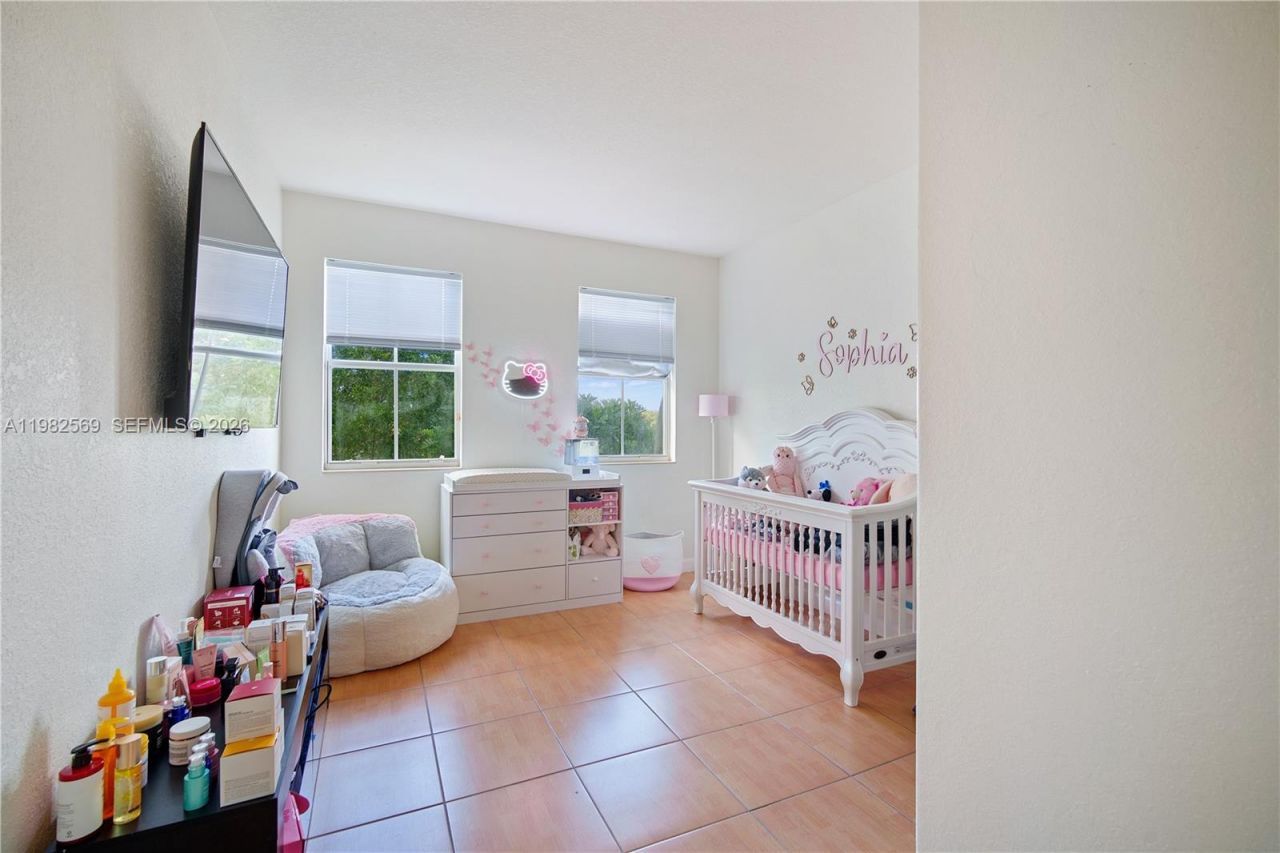 10242 NW 7th St, Unit 209, Miami, FL 33172 Photo