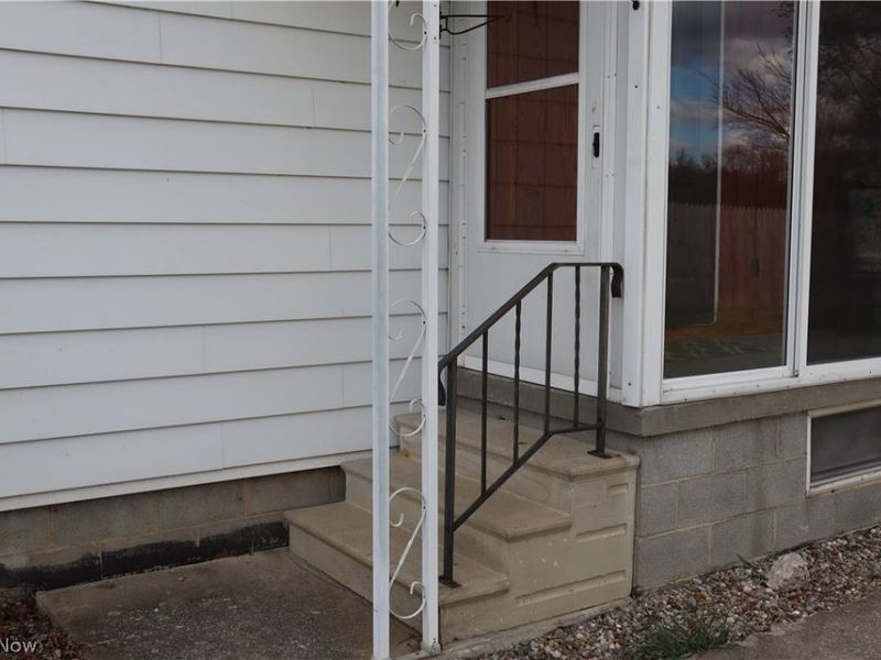 5580 Charleston Road, Newton Falls, OH 44444 Photo 4