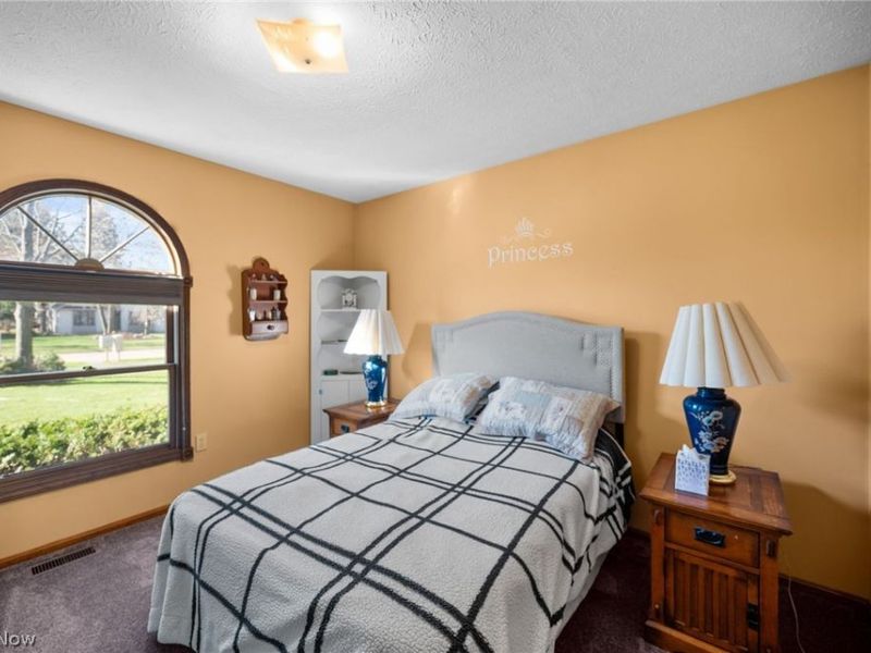 36080 Maple Drive, North Ridgeville, OH 44039 Photo 16