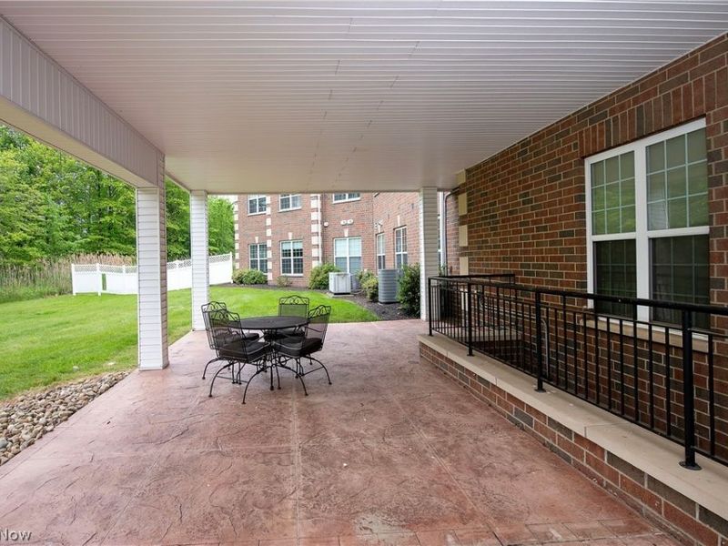 387 Golfview Lane, Highland Heights, OH 44143 Photo 12