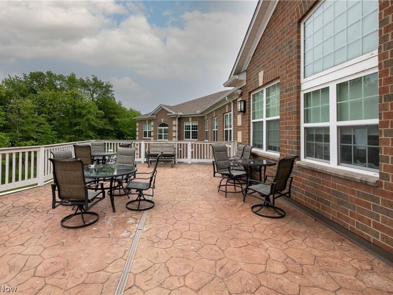 387 Golfview Lane, Highland Heights, OH 44143 Photo 9