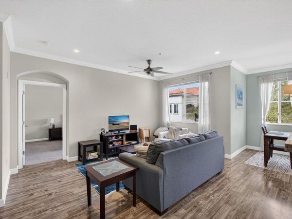 11028 Legacy Drive, Unit 302, Palm Beach Gardens, FL 33410