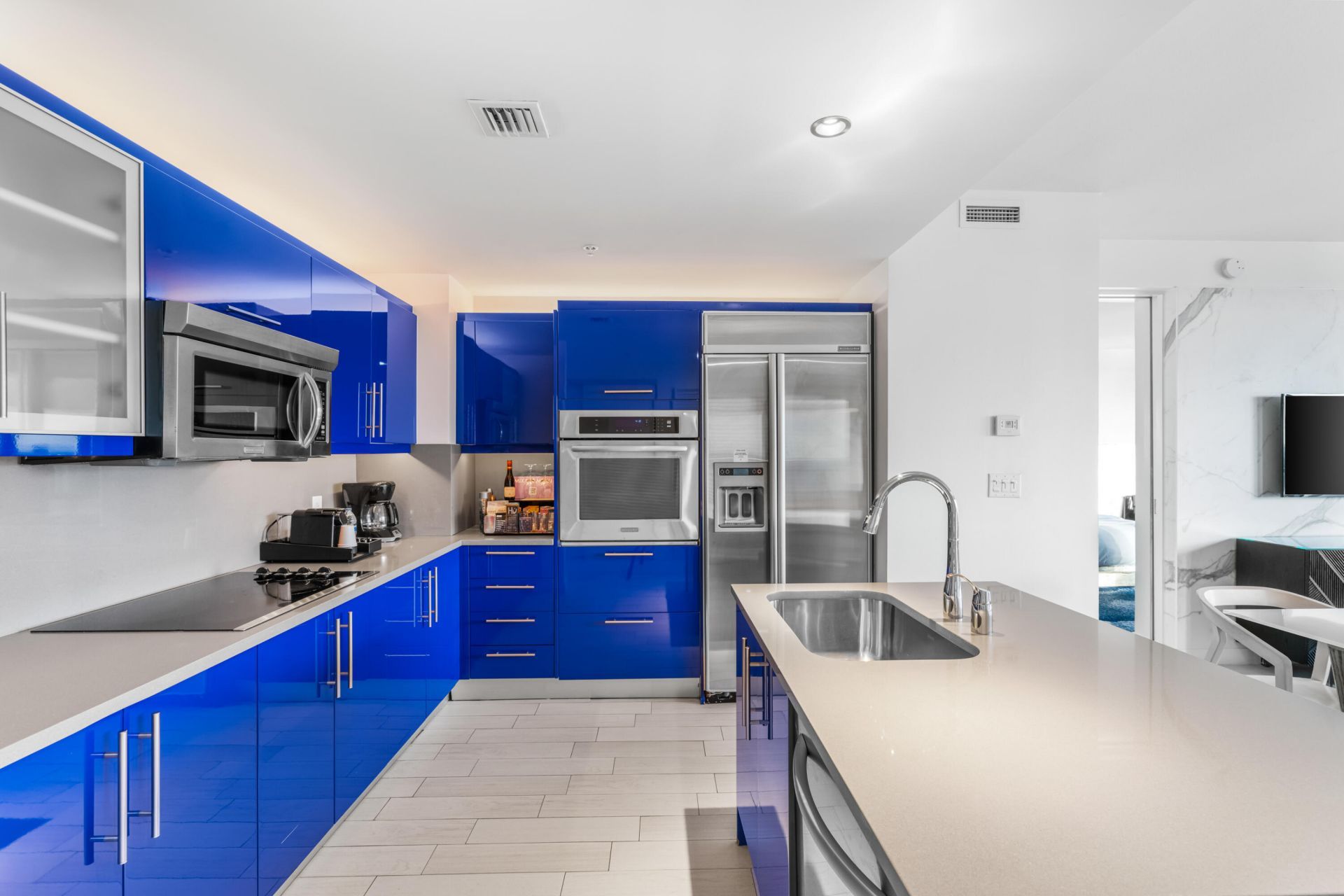 3101 Bayshore Drive, Unit 2105, Fort Lauderdale, FL 33304 Photo