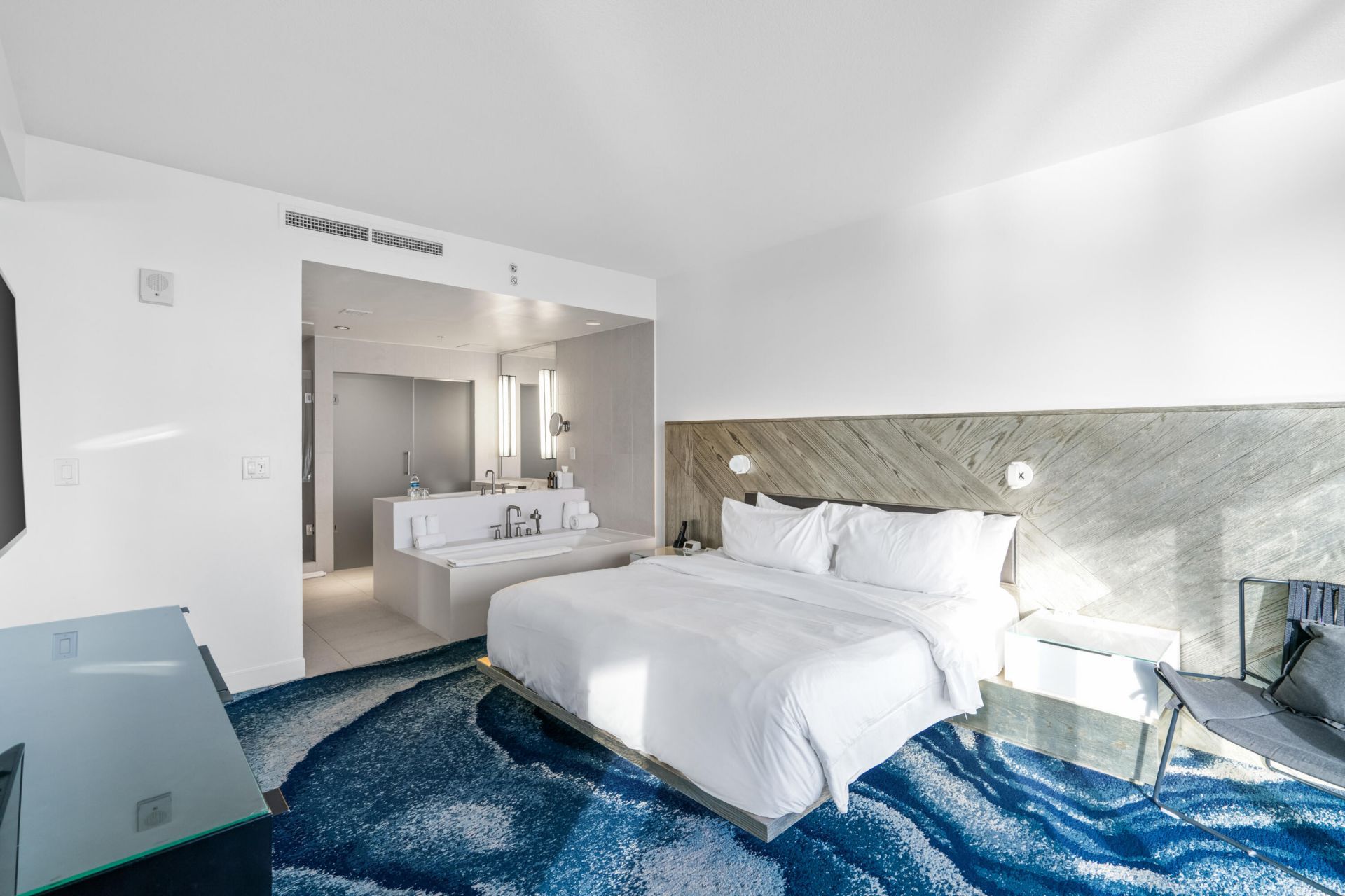 3101 Bayshore Drive, Unit 2105, Fort Lauderdale, FL 33304 Photo