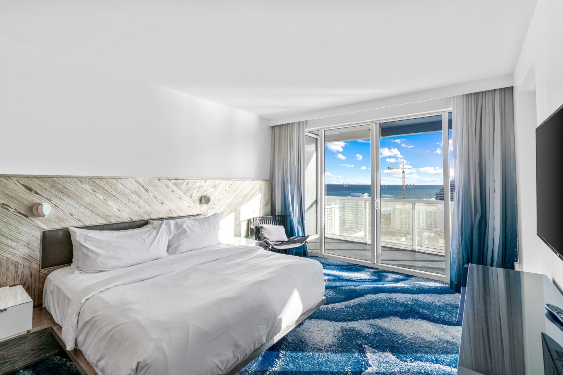 3101 Bayshore Drive, Unit 2105, Fort Lauderdale, FL 33304 Photo