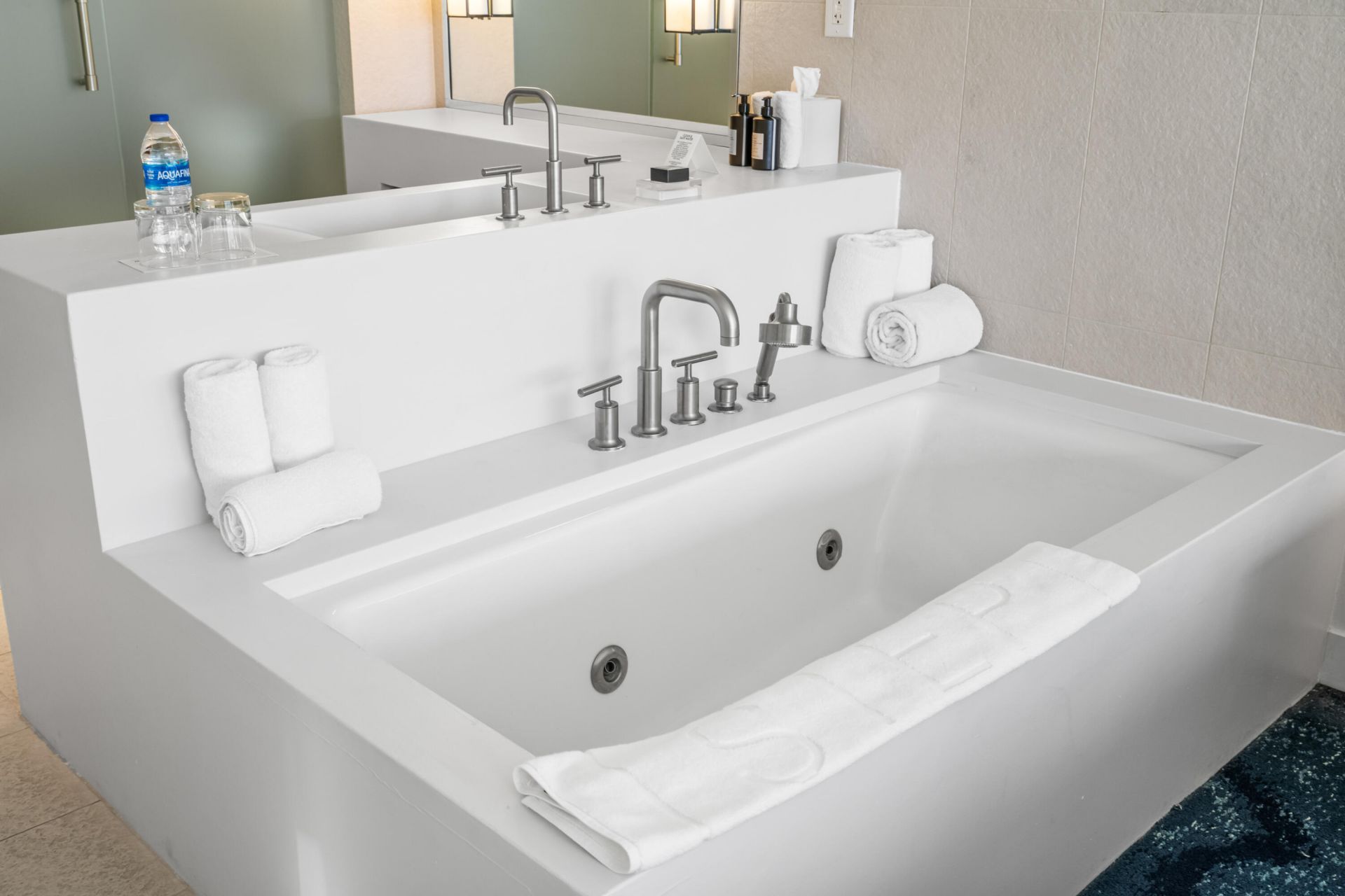 3101 Bayshore Drive, Unit 2105, Fort Lauderdale, FL 33304 Photo