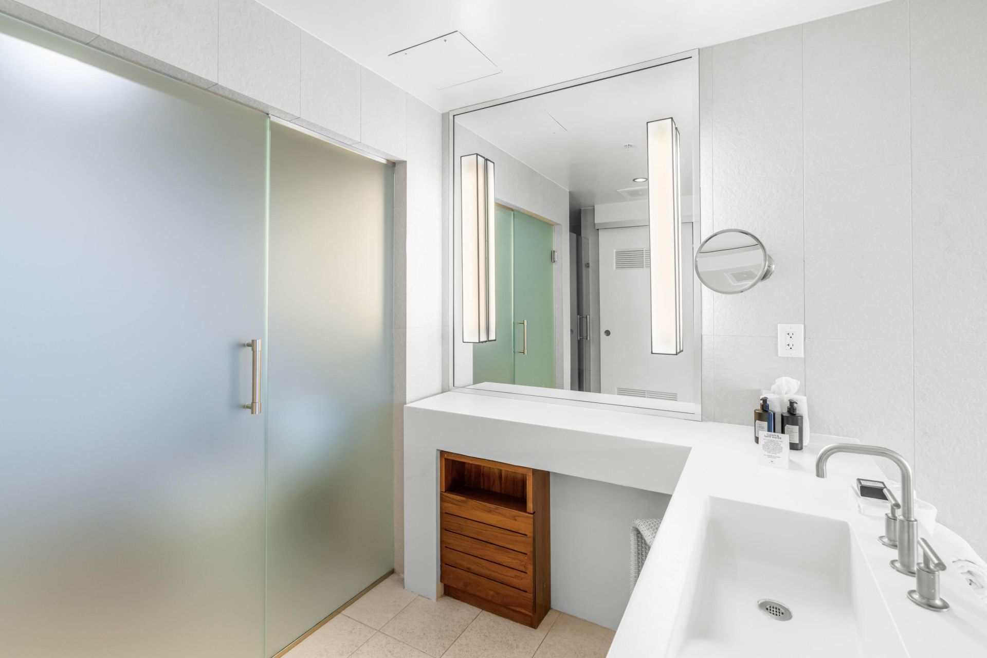 3101 Bayshore Drive, Unit 2105, Fort Lauderdale, FL 33304 Photo