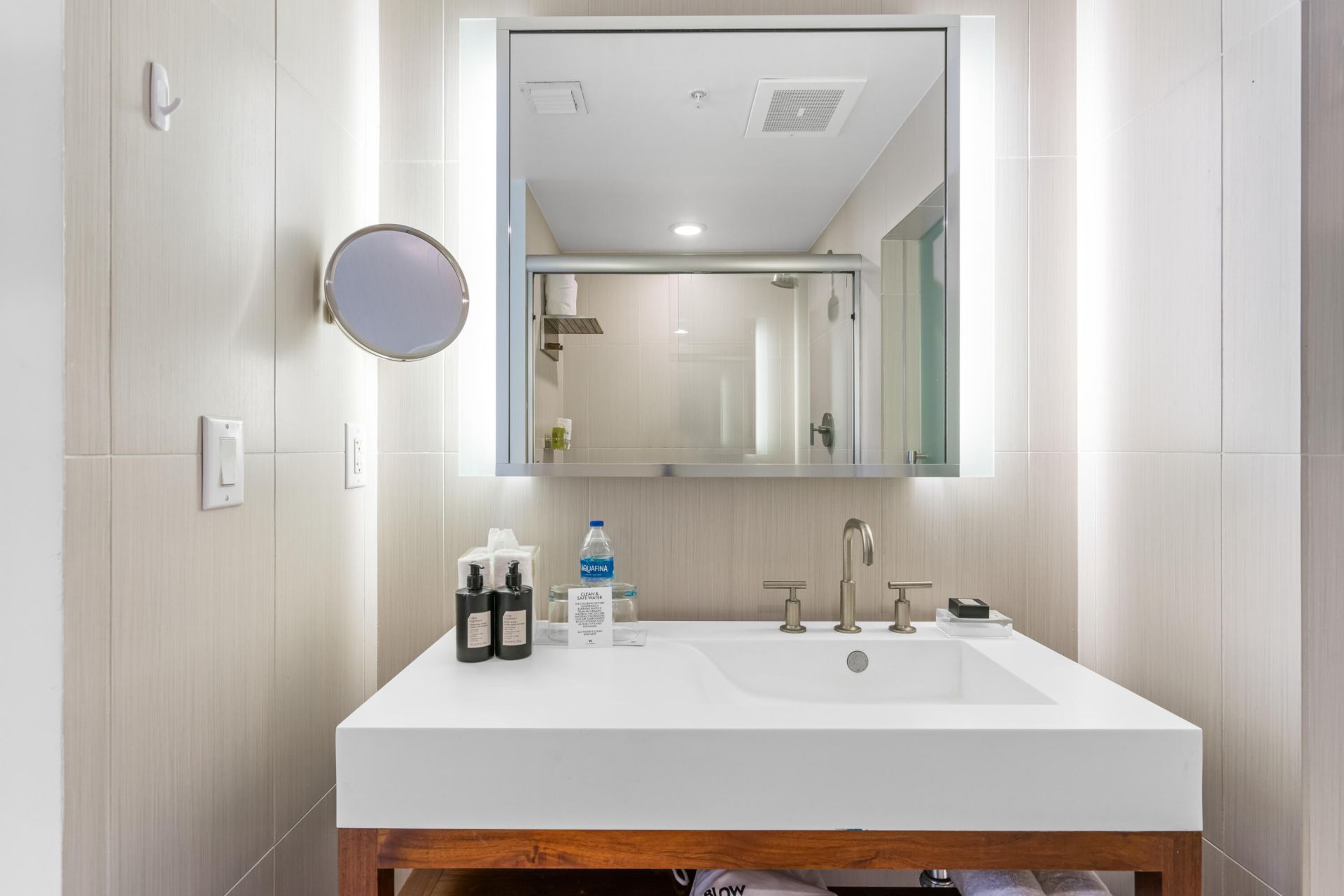 3101 Bayshore Drive, Unit 2105, Fort Lauderdale, FL 33304 Photo