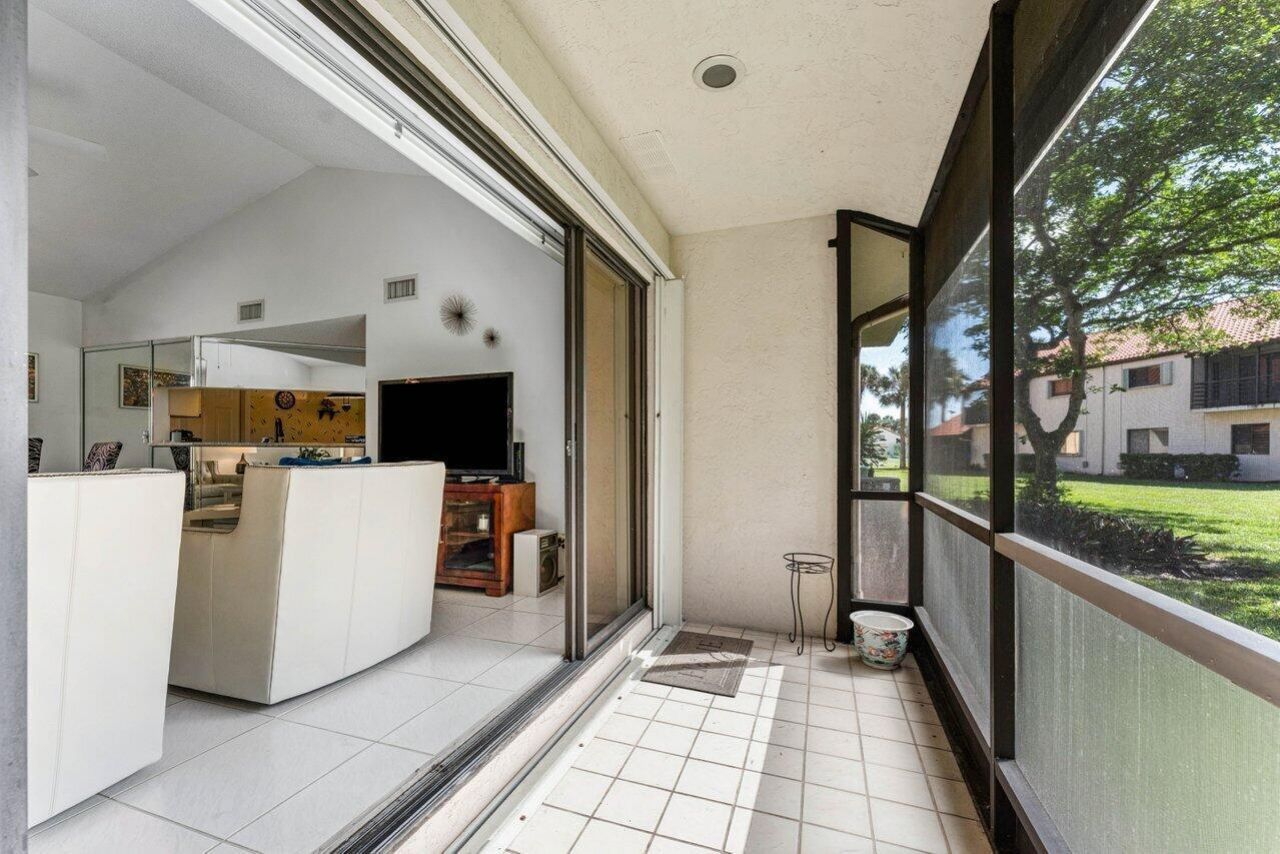 10 Via De Casas Sur, Unit 104, Boynton Beach, FL 33426 Photo