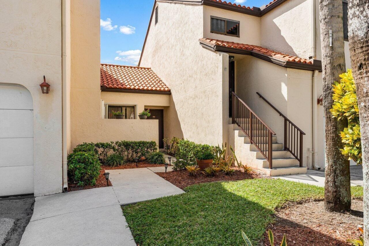 10 Via De Casas Sur, Unit 104, Boynton Beach, FL 33426 Photo