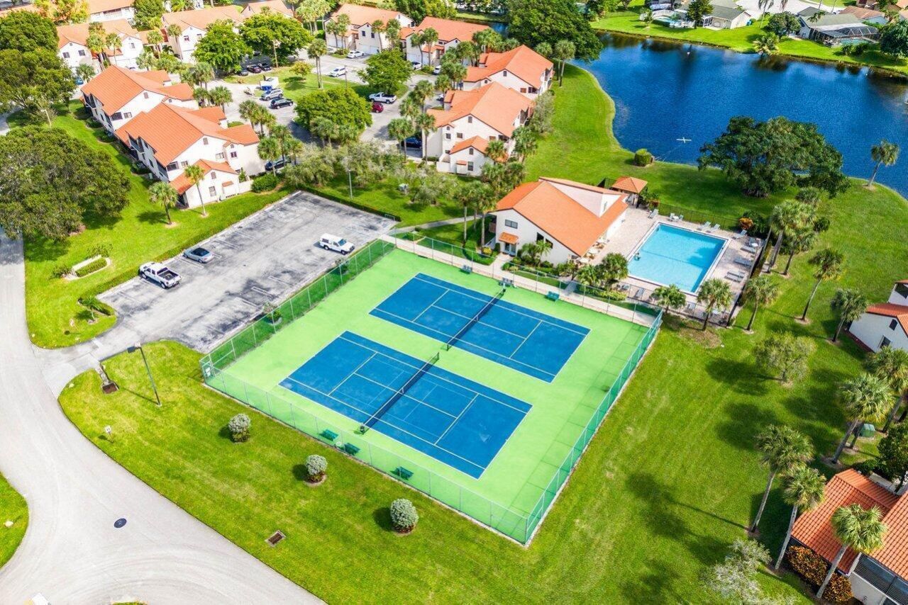 10 Via De Casas Sur, Unit 104, Boynton Beach, FL 33426 Photo
