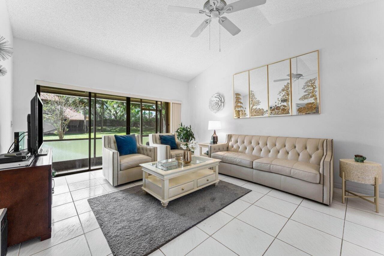 10 Via De Casas Sur, Unit 104, Boynton Beach, FL 33426 Photo