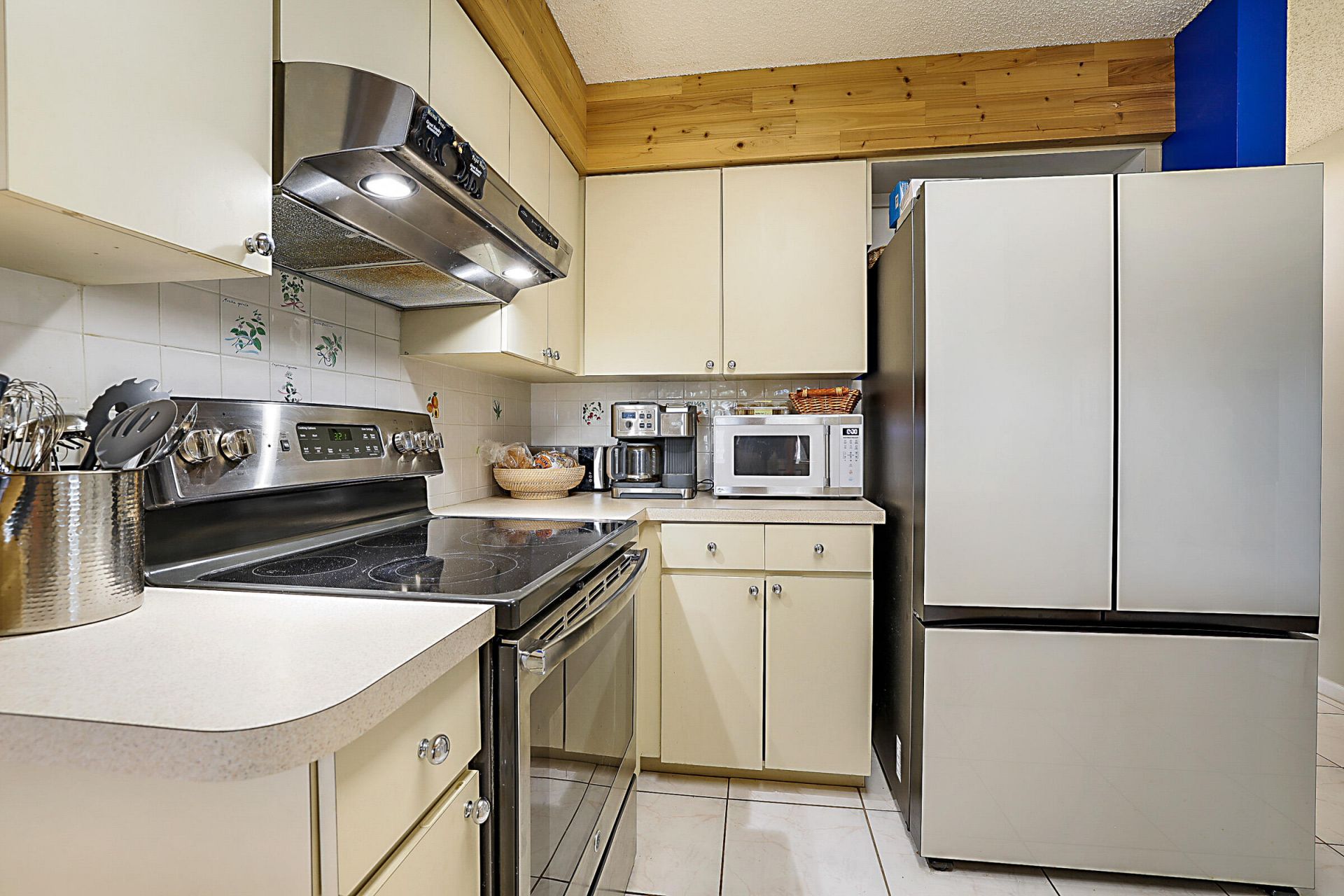 7597 N Nemec Dr Drive N, Lake Clarke Shores, FL 33406 Photo