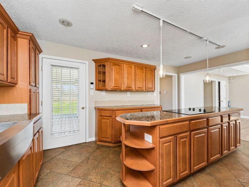 1132 Lorelei Drive, Perry Twp, OH 45118 Photo 15