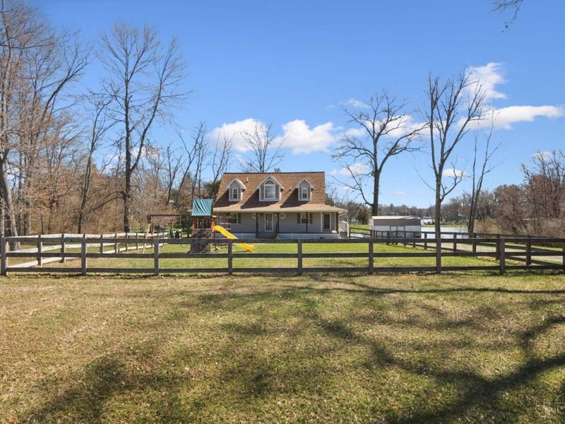 1132 Lorelei Drive, Perry Twp, OH 45118 Photo 3