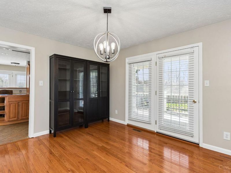 1132 Lorelei Drive, Perry Twp, OH 45118 Photo 6